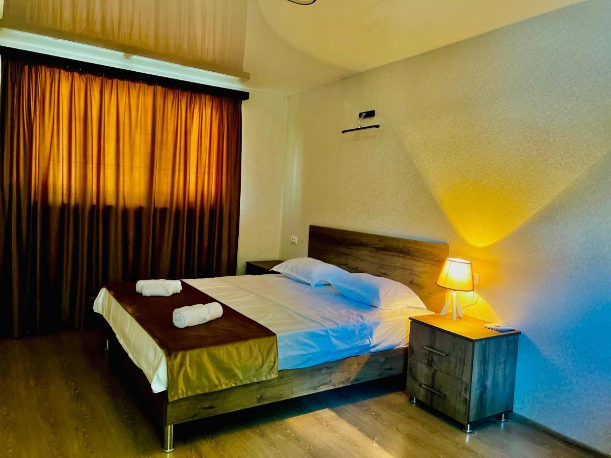Our Garden Apartment Tbilisi ภายนอก รูปภาพ